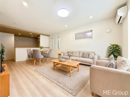 rO 肰ȂfUCZX悭oƋCGł