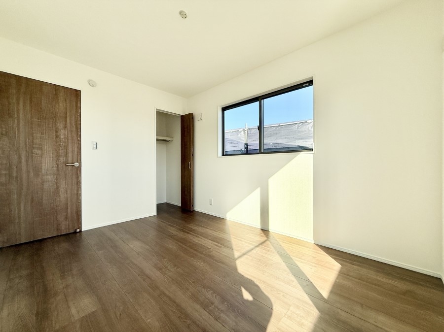 �q������ �������Ƌ�⃌�C�A�E�g�����R�ɔz�u�ł��邽�ߎg�����肪�ǂ����K�ɉ߂����܂�