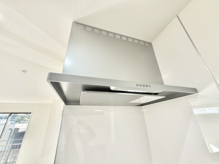 ���̑����� �ݔ����t�[�h�ɕ����Ă���ׁA���������C��ɗU������A�����I�ɔr�����ł��܂�