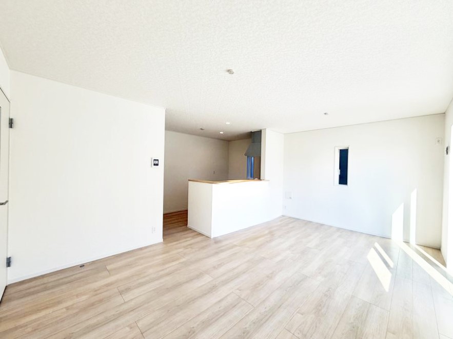 ���r���O �����������������Ɠ��ʂɂ���A�e���̋��