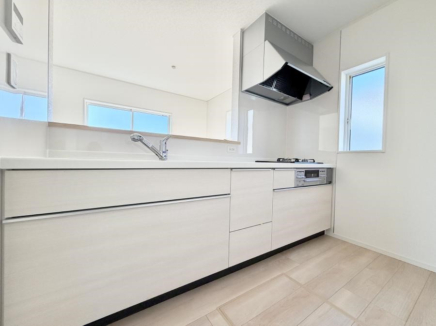 �L�b�`�� �����������������Ɗy�����Ȃ�A���K�ȃL�b�`�����