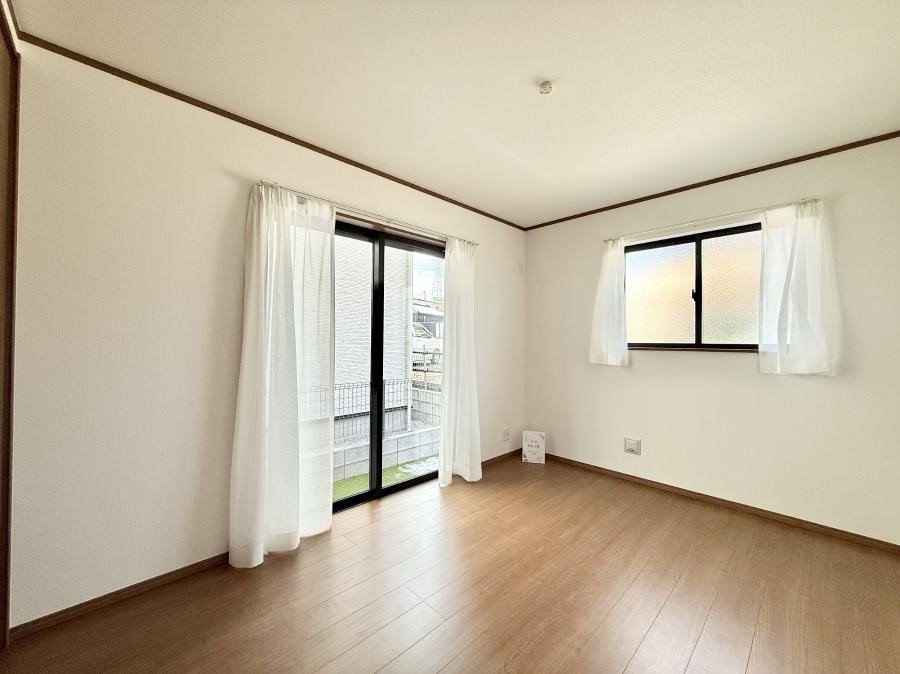 ���̑����� �������D��ŉ��₩�Ȏ��Ԃ��������