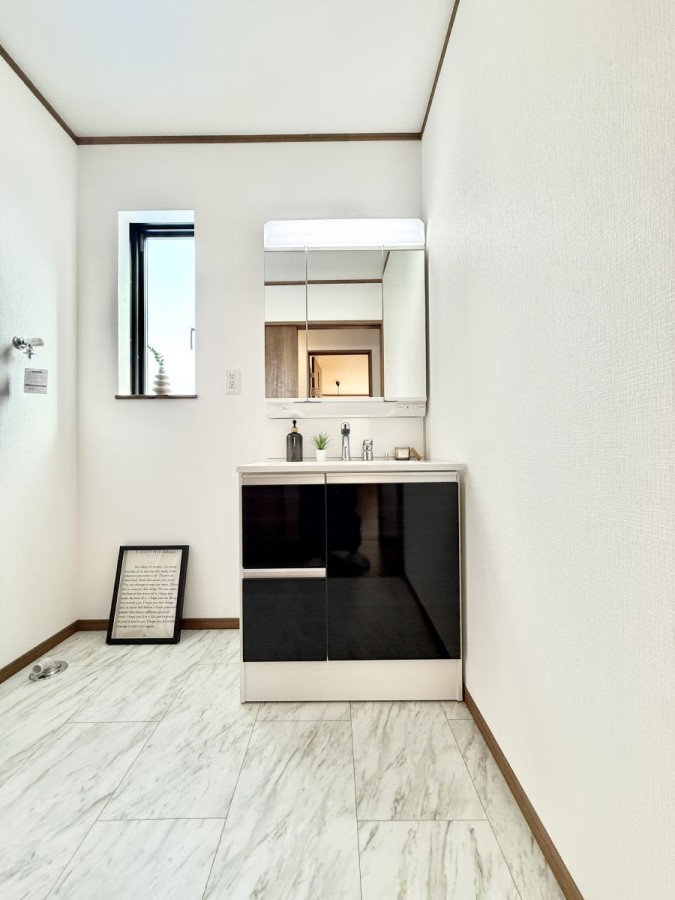 ���ʑ�E���ʏ� �������Ƒ��݂�Ȃ��g���₷���z�u�ł�