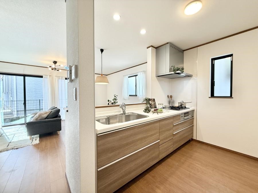 �L�b�`�� �������Ƒ��ƂȂ���A�R�~���j�P�[�V�����̏�