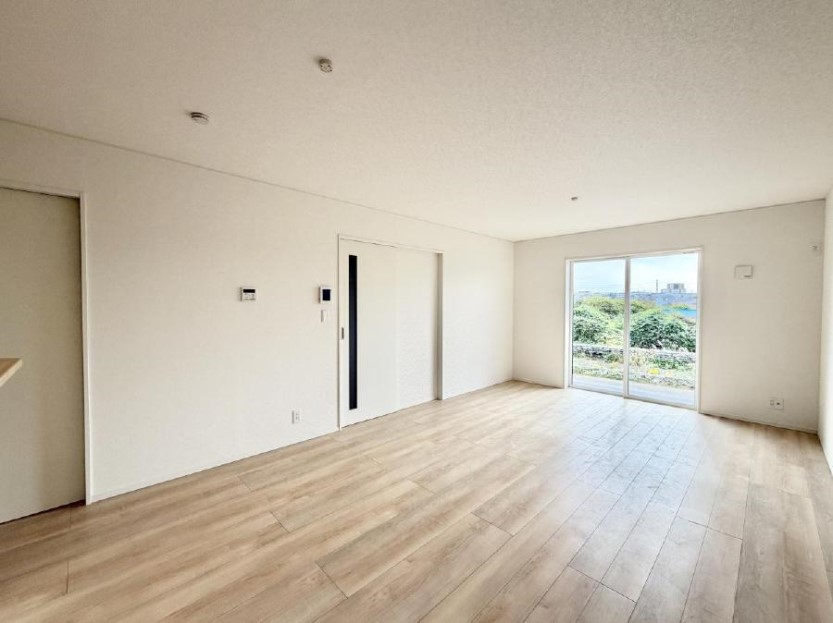 ���r���O �������S���������ꏊ�A�������߂����郊�r���O