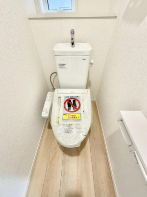 �g�C�� �����������g���ꏊ�����炱���A������������