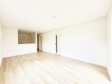 ���r���O �����������������Ɠ��ʂɂ���A�e���̋��