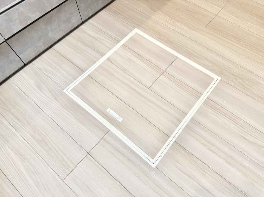 ̑ ݔBꂽ[Xy[XŉƑŜXbL