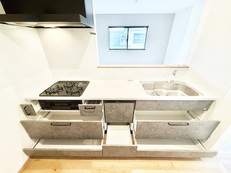 �L�b�`�� �������A�C�f�A�L����A�N���G�C�e�B�u�ȗ������