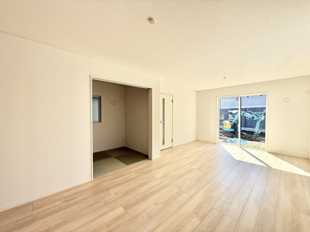 ���̑����� �������Ƒ��̏Ί炪���ӂ��A���났�̋��