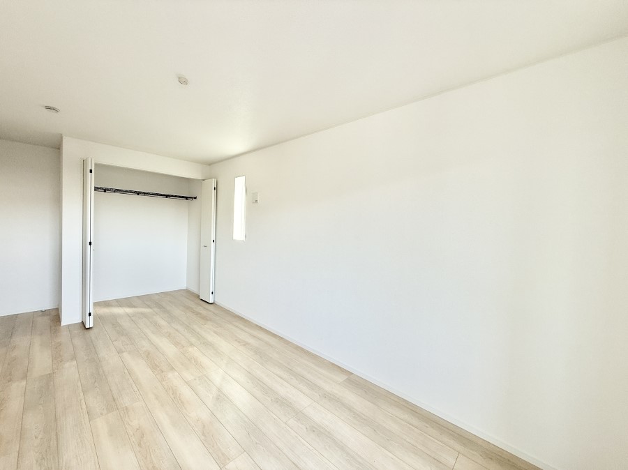 �q������ �������v���C�x�[�g��ԂƂ��ĐÂ��ŗ�������������񋟂��Ă���܂�