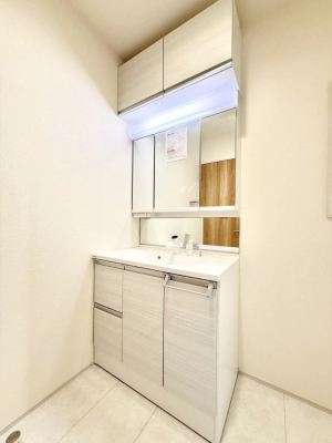 ʑEʏ 邢ʏ͖̎yłႢł