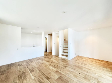 ���r���O �����������������Ɠ��ʂɂ���A�e���̋��