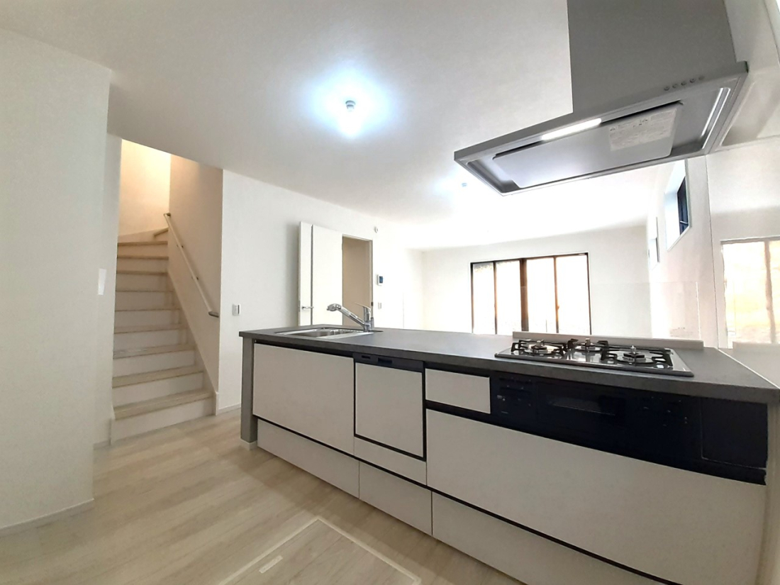 �L�b�`�� �������A�C�f�A�L����A�N���G�C�e�B�u�ȗ������