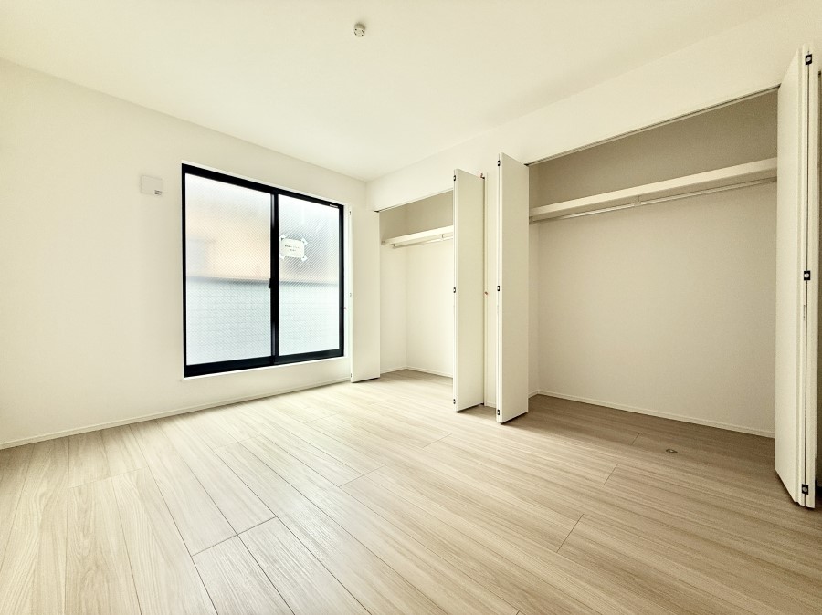 �q������ �������v���C�x�[�g��ԂƂ��ĐÂ��ŗ�������������񋟂��Ă���܂�