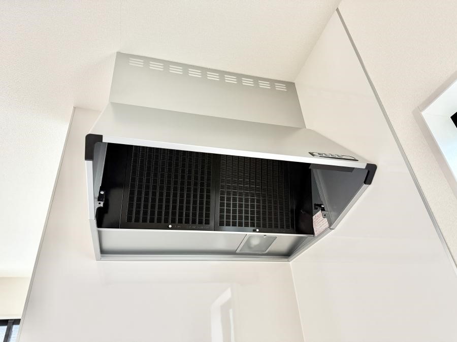 ���̑����� �ݔ����t�[�h�ɕ����Ă���ׁA���������C��ɗU������A�����I�ɔr�����ł��܂�