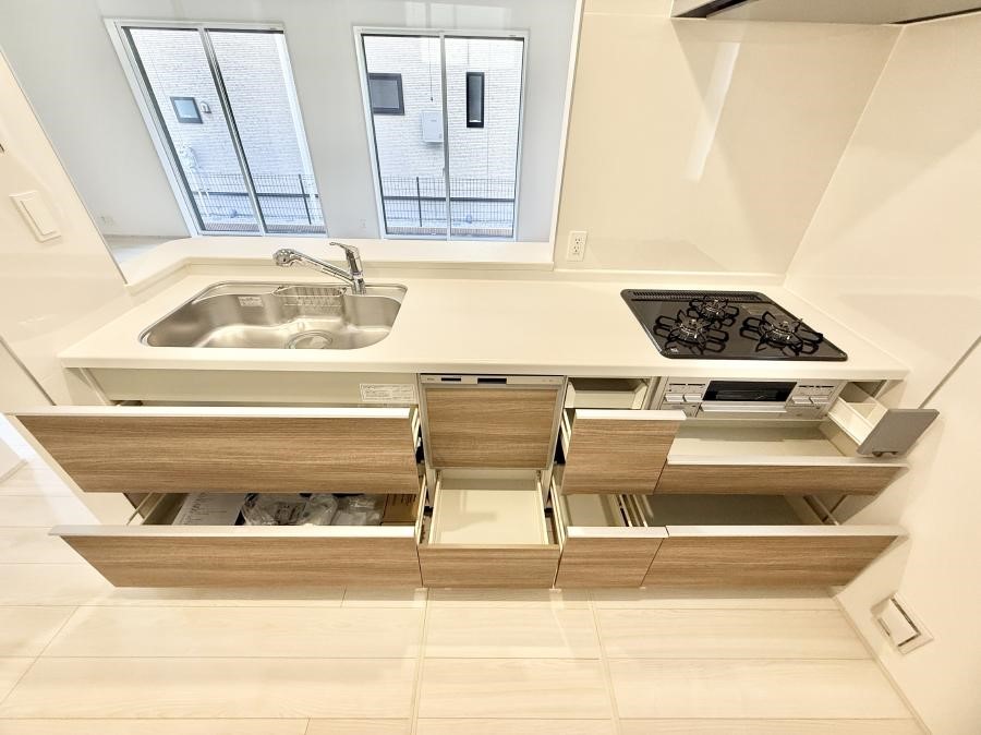 �L�b�`�� ����