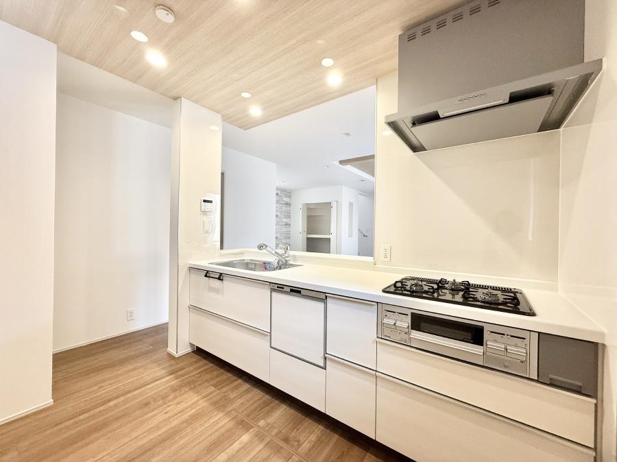 �L�b�`�� ����