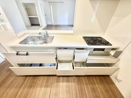 �L�b�`�� ����