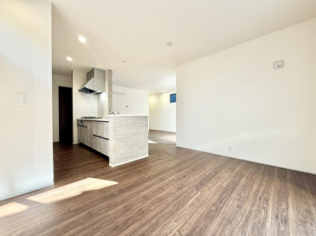 rO 났ƏΊ炪W܂AS܂郊rO