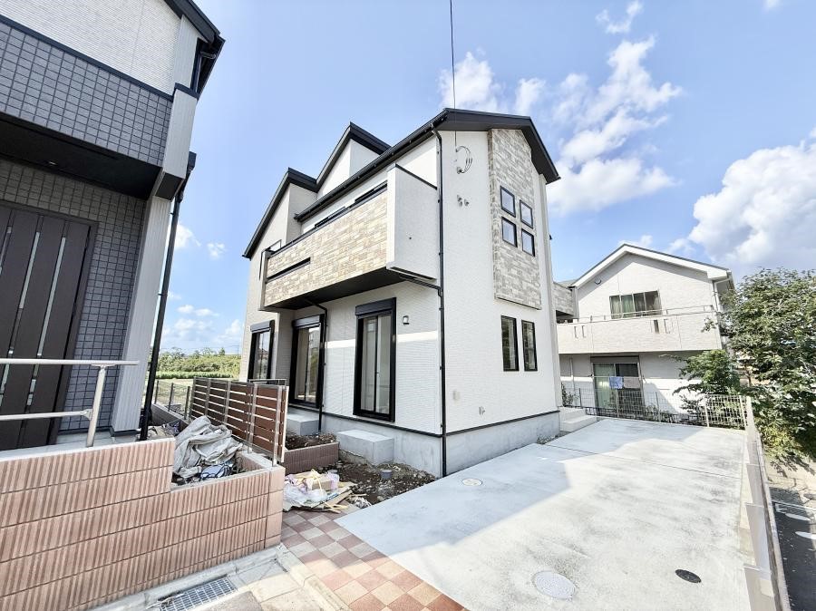 nOώʐ^ OρV炵n܂ꏊŁAƑJ[߂