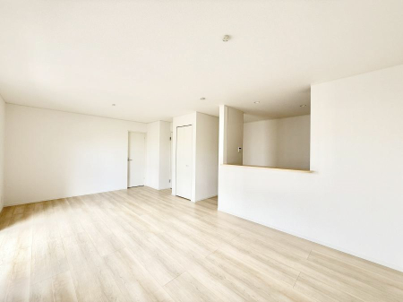 ���r���O �����������������Ɠ��ʂɂ���A�e���̋��