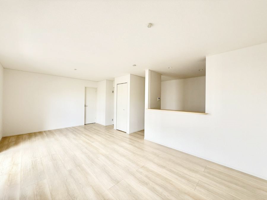 ���r���O �����������������Ɠ��ʂɂ���A�e���̋��