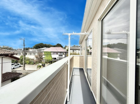 �o���R�j�[ ������ ��𒭂߂Ȃ���A�ق��ƈꑧ������ʂȋ��