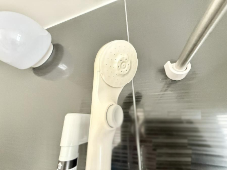 ���̑����� �ݔ����킴�킴�V�����[�����̃��o�[�܂Ŏ��L�΂��K�v���Ȃ��A�ȒP�Ɏ~���ł���