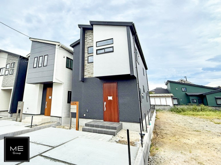 nOώʐ^ OρV炵n܂ꏊŁAƑJ[߂