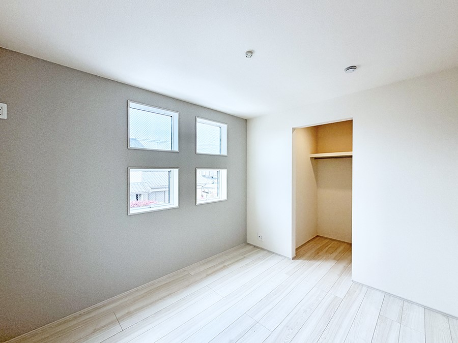 ���̑����� �������D��ŉ��₩�Ȏ��Ԃ��������