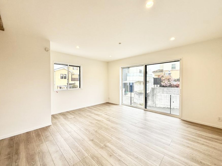 ���r���O �������V���v���������ґ�A��؂Ȑl�Ɖ߂����S���قǂ�����