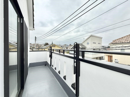 �o���R�j�[ ������ �G�߂̈ڂ낢����������J���I�ȋ�Ԃł�