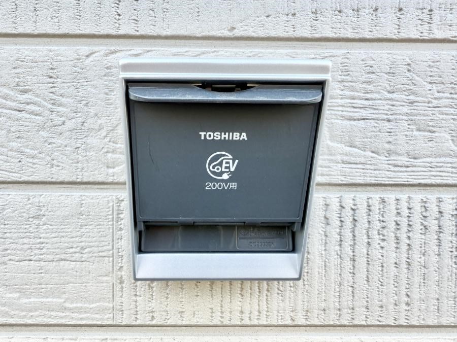 ���̑����� �ݔ�������ŊȒP�ɏ[�d�ł��A�G�R�ȃJ�[���C�t���T�|�[�g