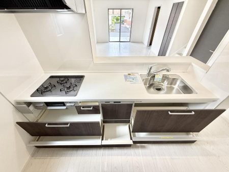 �L�b�`�� �����������������Ɗy�����Ȃ�A���K�ȃL�b�`�����