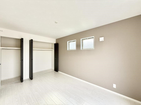 �Q�� ���������̔z�u��ʋC���̗ǂ��݌v�ŕ����̋�C�������炸�A��ɐV�N�ȋ�C������܂�