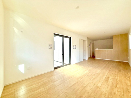 rO Ƌ̔zu₷͗lւy߂ԁƋCGł