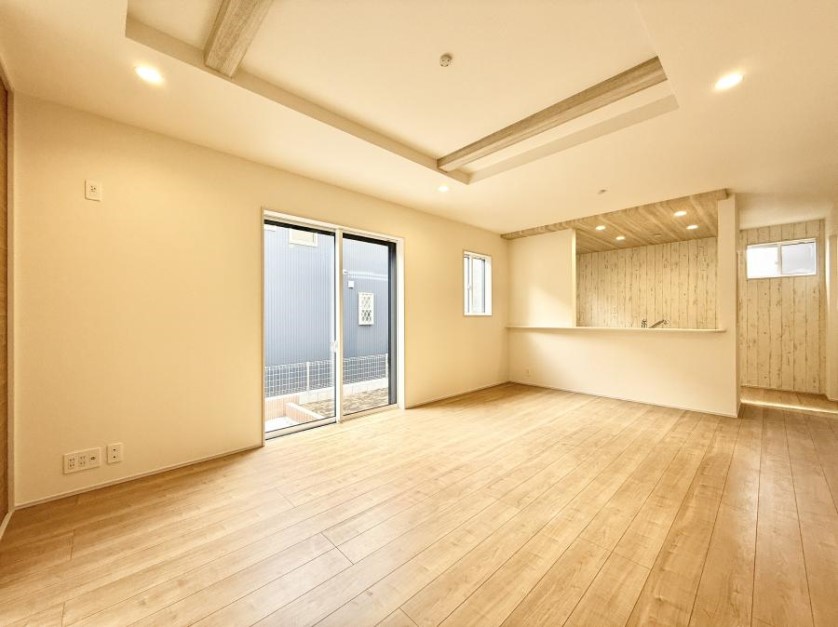 ���r���O ���������ƕ���������A�����b�N�X�ł�����