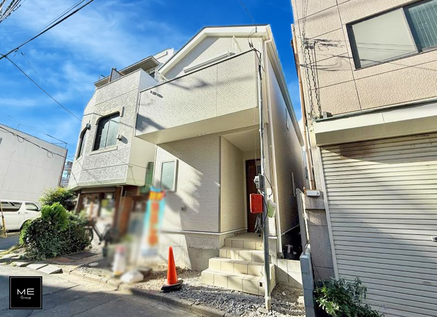 nOώʐ^ OρV炵n܂ꏊŁAƑJ[߂