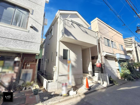 nOώʐ^ OρV炵n܂ꏊŁAƑJ[߂