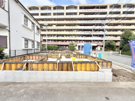 nOώʐ^ OρV炵n܂ꏊŁAƑJ[߂