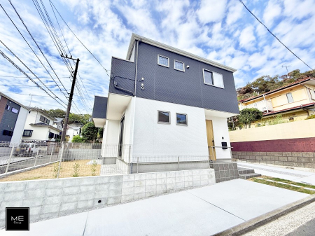 nOώʐ^ OρV炵n܂ꏊŁAƑJ[߂