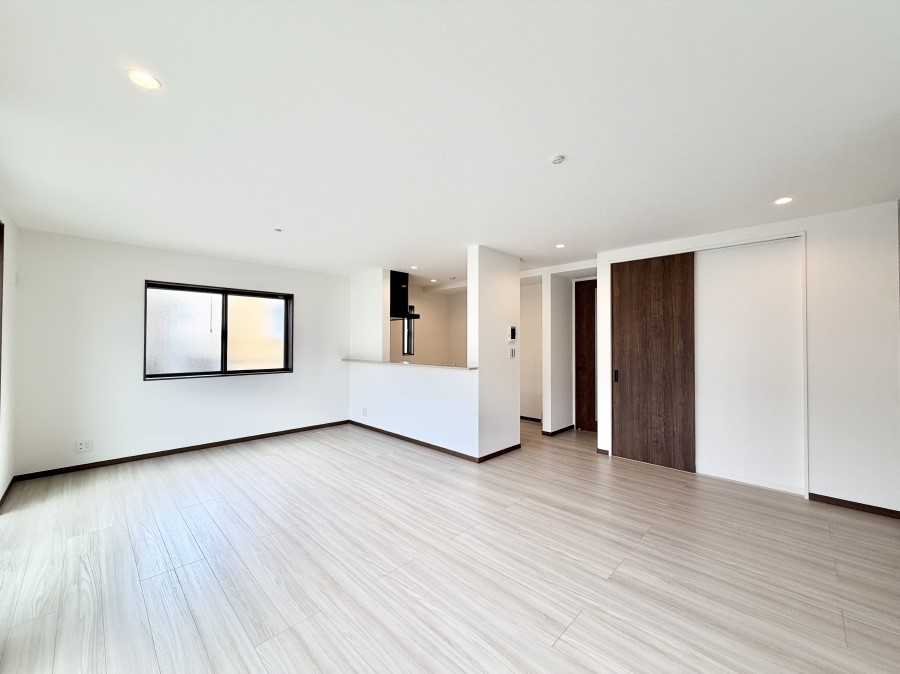 ���r���O ���������났�ƏΊ炪�W�܂�A�S���܂郊�r���O