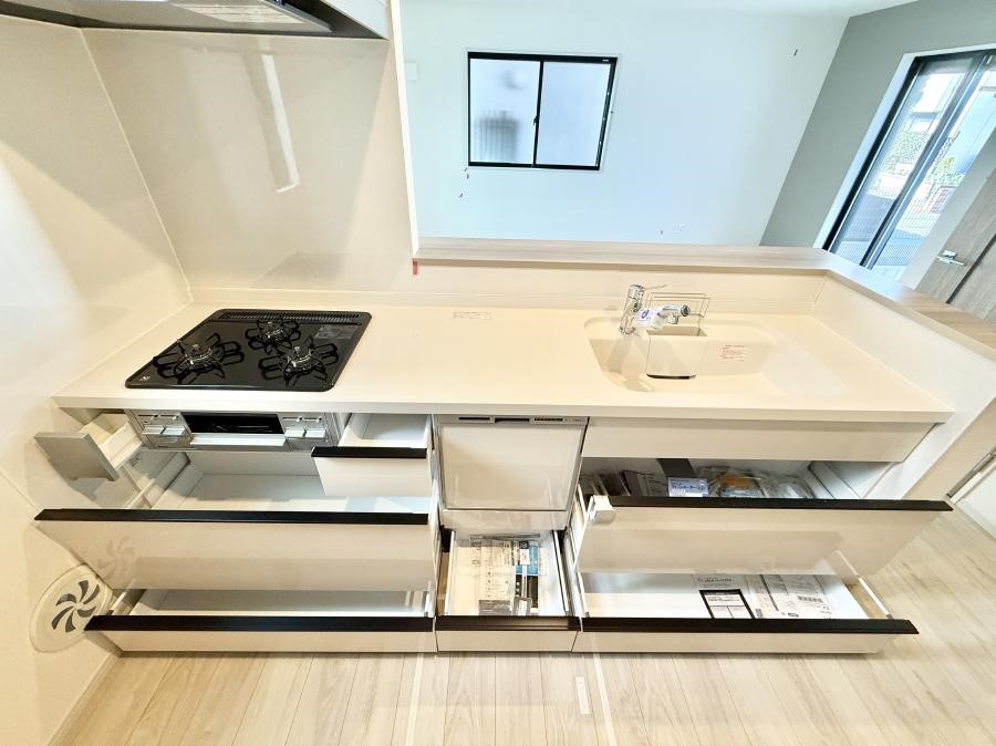 �L�b�`�� �������A�C�f�A�L����A�N���G�C�e�B�u�ȗ������