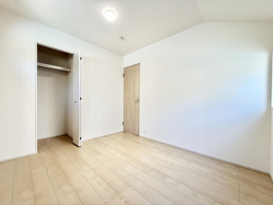 �q������ �������v���C�x�[�g��ԂƂ��ĐÂ��ŗ�������������񋟂��Ă���܂�