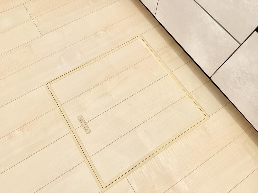 ���̑����� �ݔ����B�ꂽ���[�X�y�[�X�ŉƑS�̂��X�b�L��