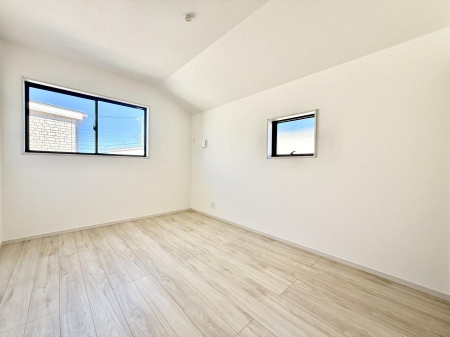 ���̑����� �������D��ŉ��₩�Ȏ��Ԃ��������