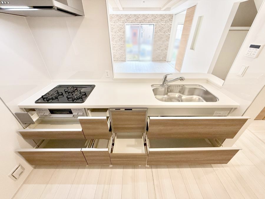 �L�b�`�� ����