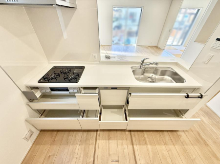 �L�b�`�� �������Ƒ����J��[�߂�A������̂���L�b�`��