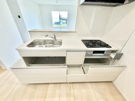 �L�b�`�� ���������y���݂ƐH�ׂ�K����͂���L�b�`��